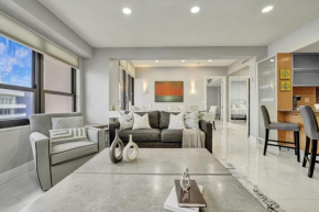 Luxury Penthouse 3BR 3BA Oceanfront PH7